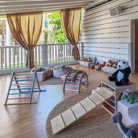 Sol Principe Торремолинос